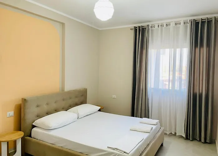 Easysleep Center 公寓 *